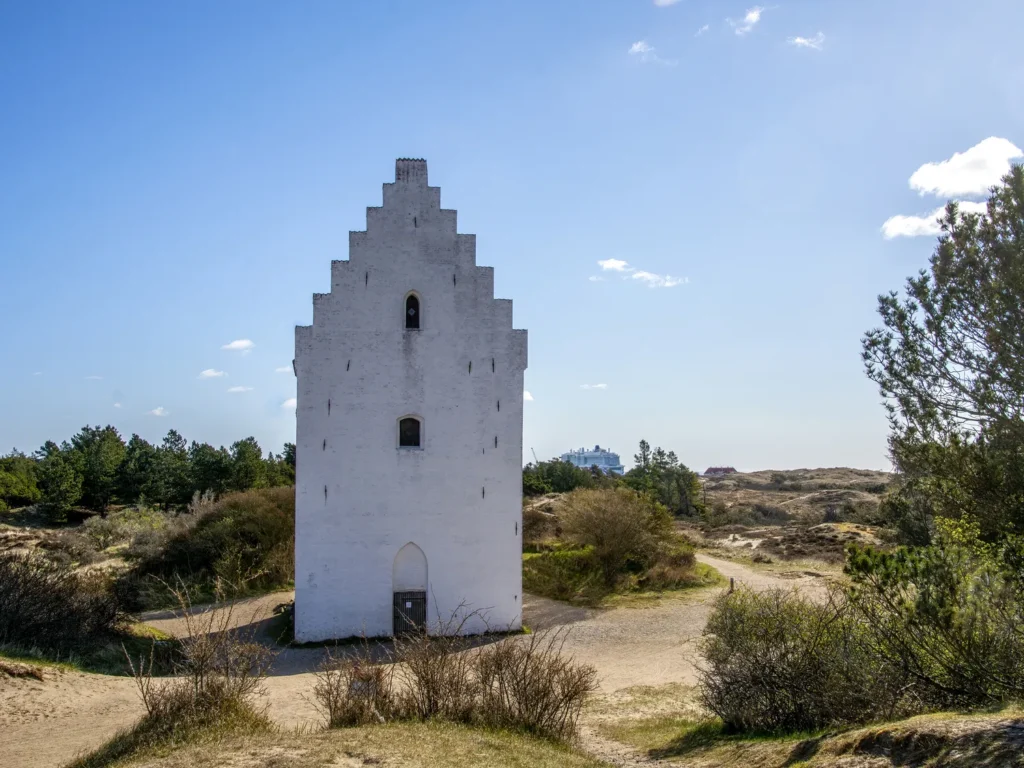 D72_9093 Den Tilsandede Kirke Skagen